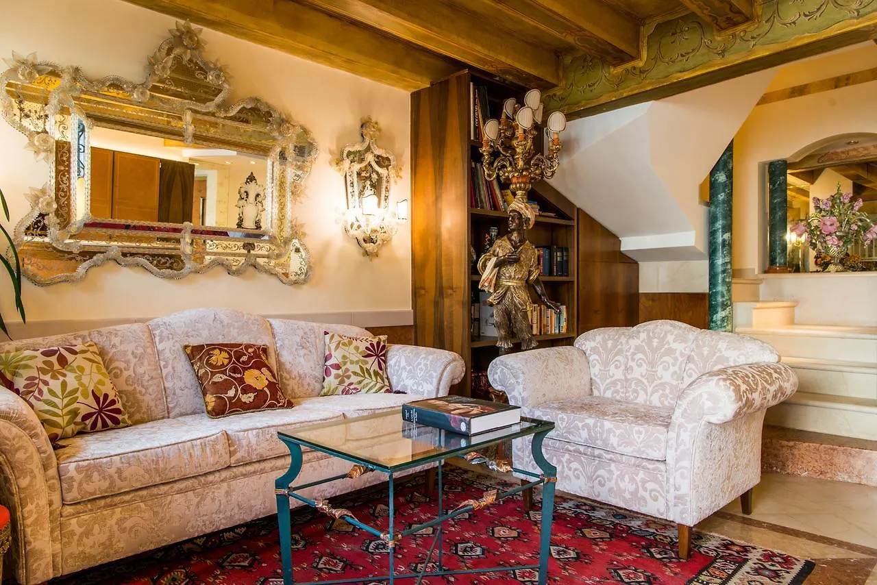 Hotel Santo Stefano Venetië