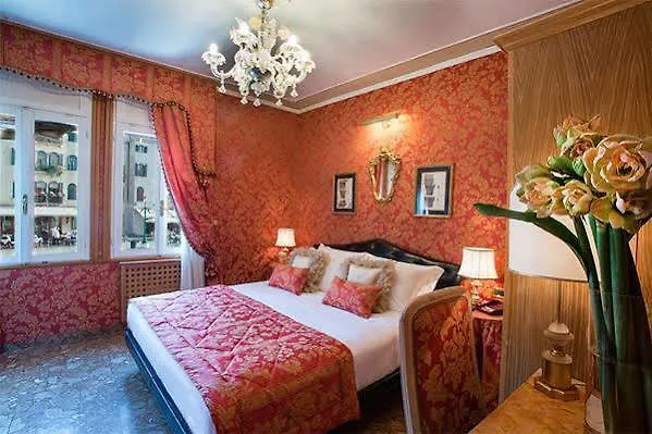 Hotel Santo Stefano Venetië 3*,