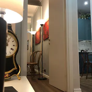 Dietro Il Teatro Modena Appartement Genua